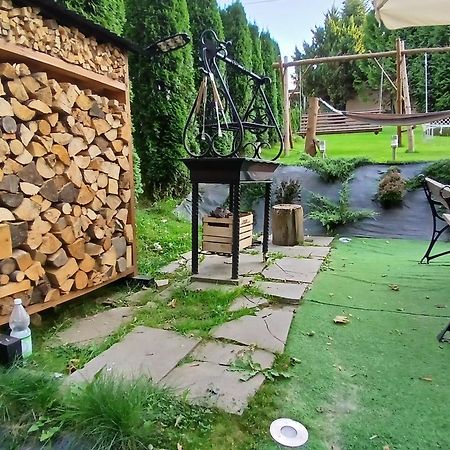 Toporowe Izby Groń Exteriör bild