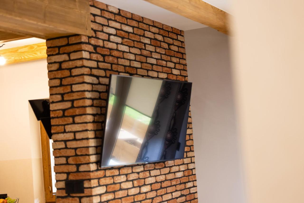 Toporowe Izby Groń Exteriör bild