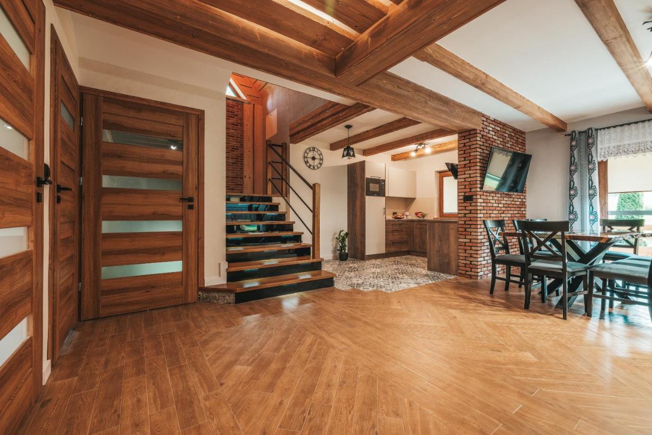 Toporowe Izby Groń Exteriör bild