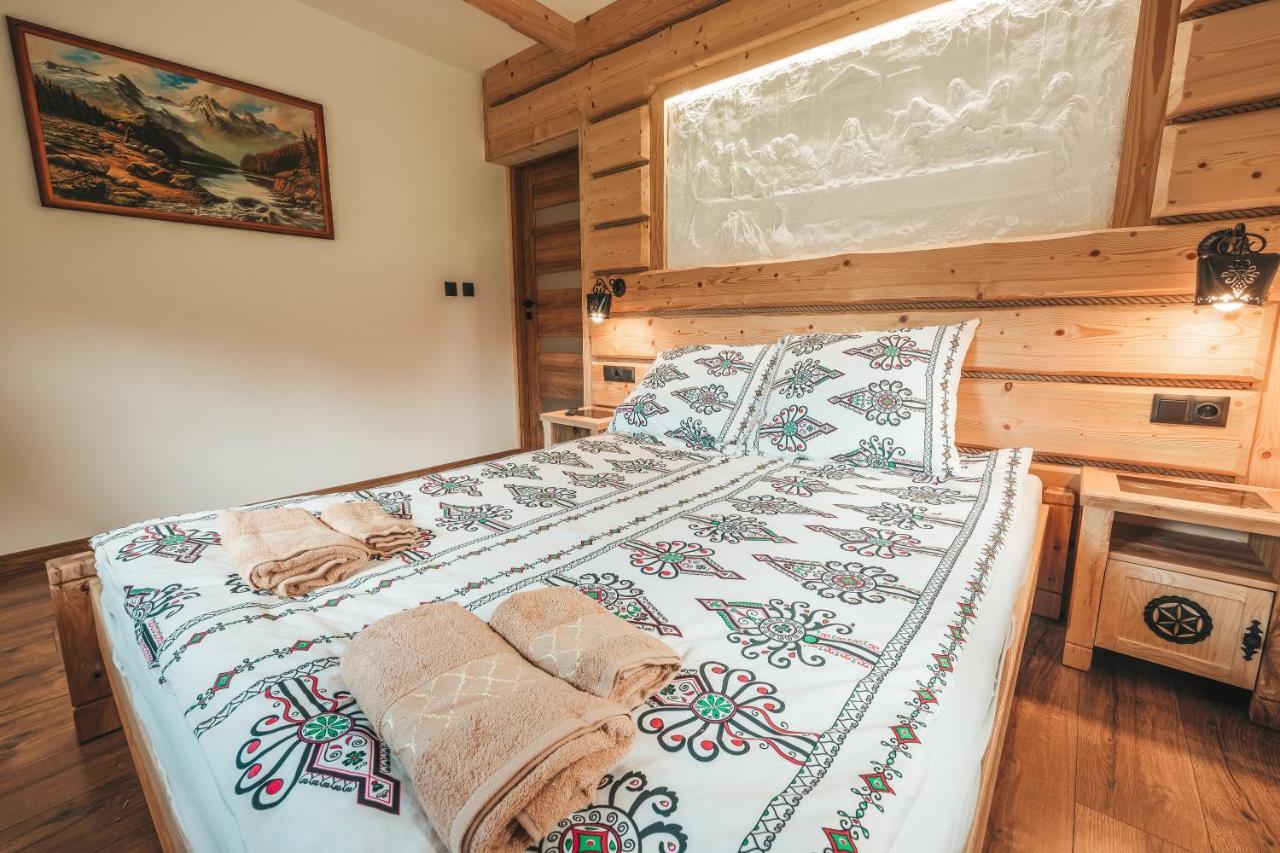 Toporowe Izby Groń Exteriör bild