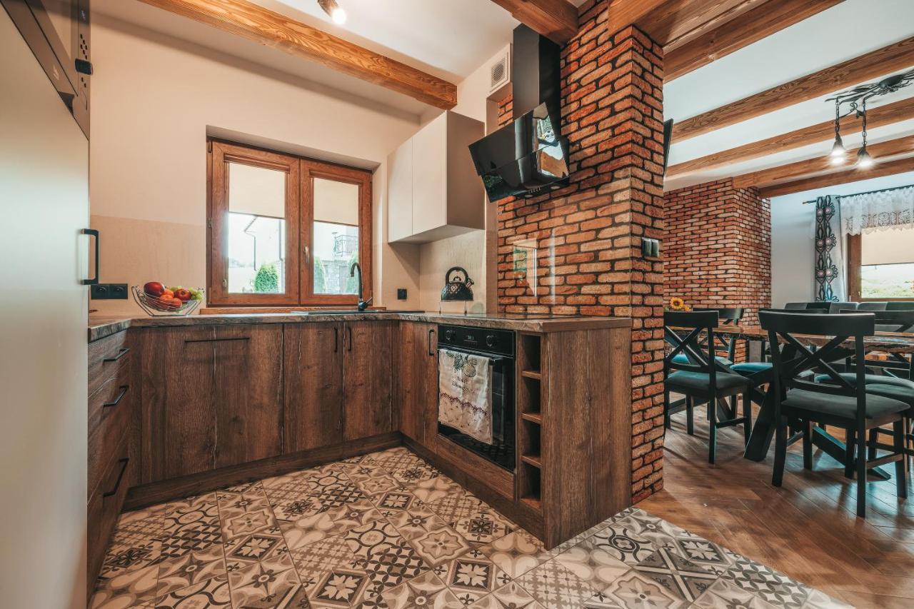 Toporowe Izby Groń Exteriör bild