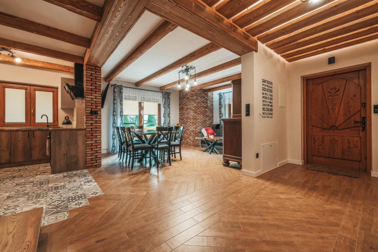 Toporowe Izby Groń Exteriör bild